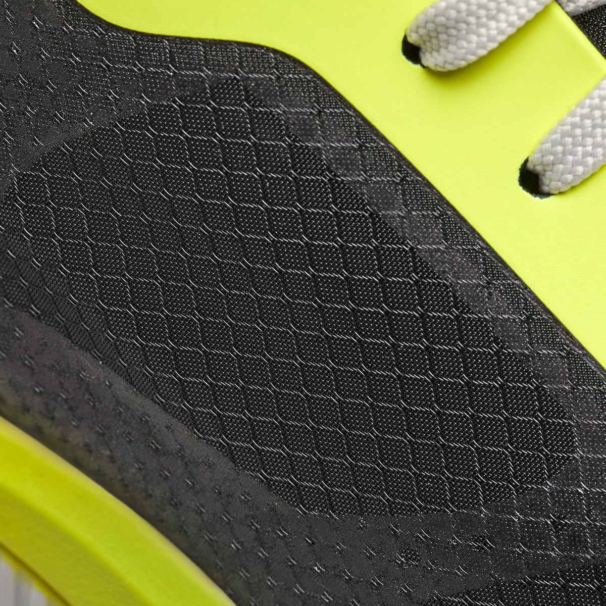 #color_Black & Daiquiri Green